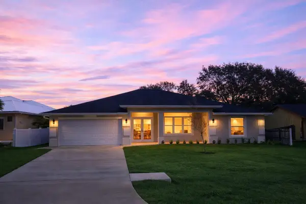 655 SW Seagull Terrace, Port St Lucie, FL 34953