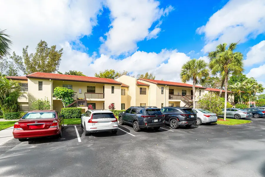 8320 Casa Del Lago #D, Boca Raton, FL 33433 - #2