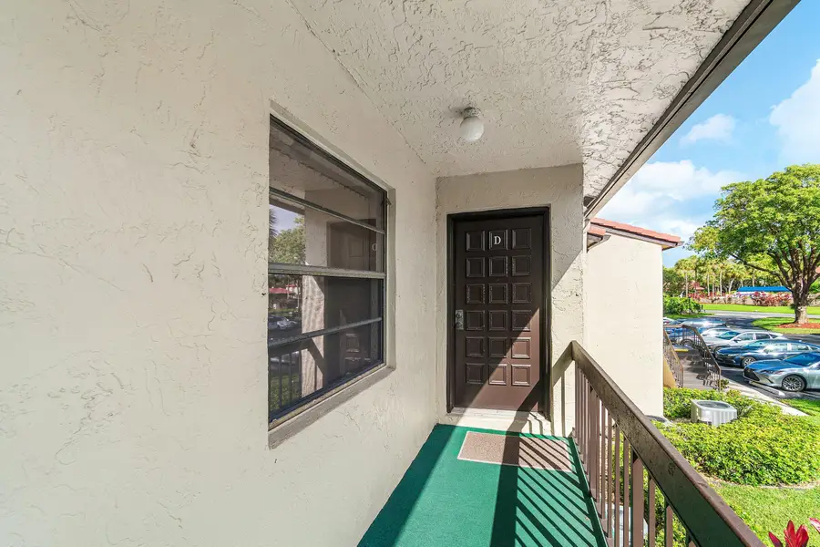 8320 Casa Del Lago #D, Boca Raton, FL 33433 - #3