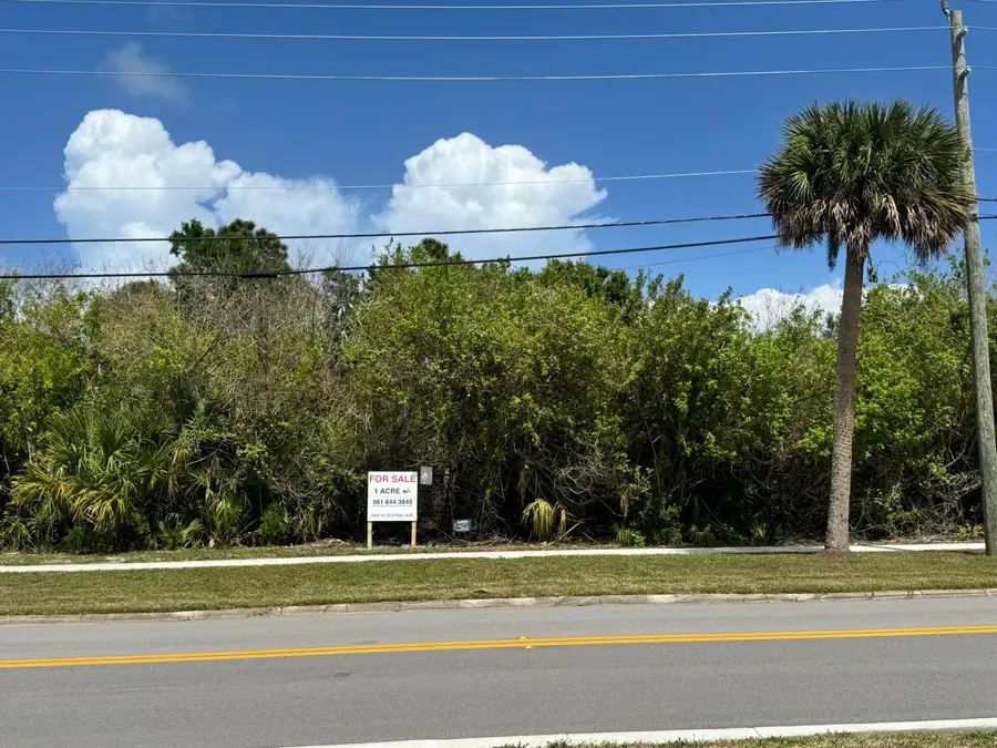 1654 N Central Avenue, Sebastian, FL 32958 - #2
