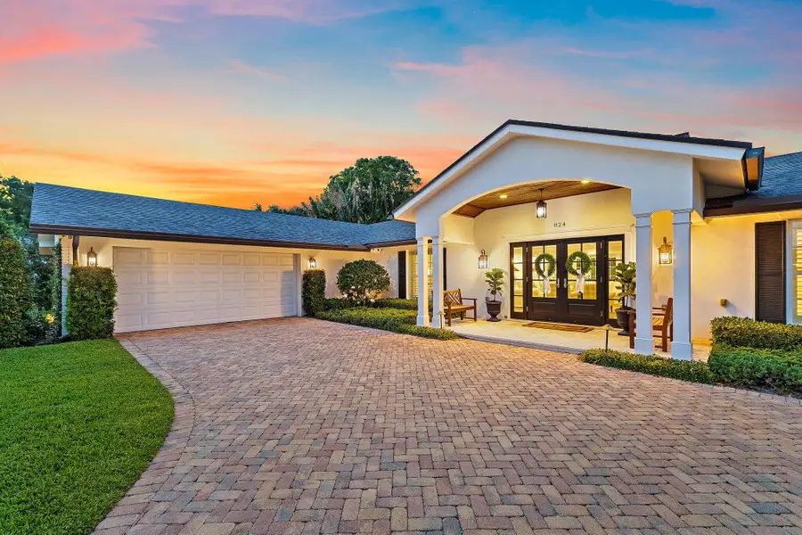 824 Country Club Drive, North Palm Beach, FL 33408 - #2