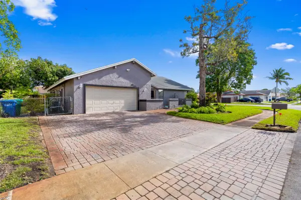 8701 NW 47th Court, Lauderhill, FL 33351