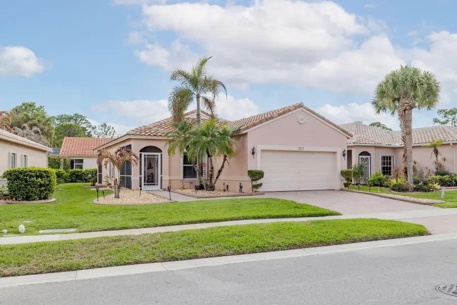 377 NW Granville Street, Port Saint Lucie, FL 34986 - #2