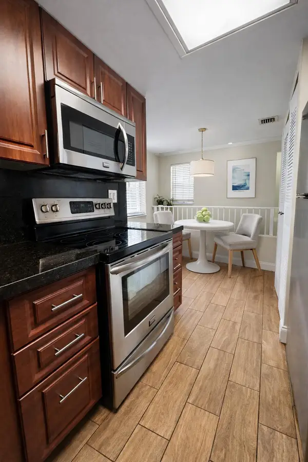 2837 N Course Drive #202, Pompano Beach, FL 33069