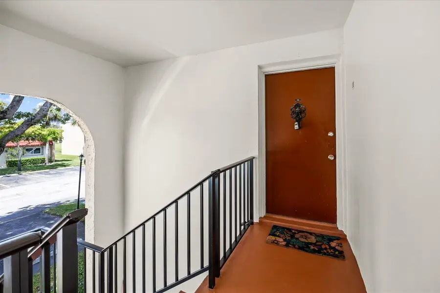 130 Lake Dora Drive, West Palm Beach, FL 33411 - #3
