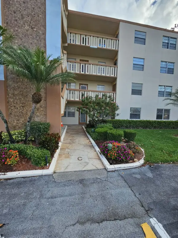 1039 Newcastle C, Boca Raton, FL 33434