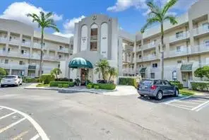 7727 Southampton Terrace Terrace #404, Tamarac, FL 33321