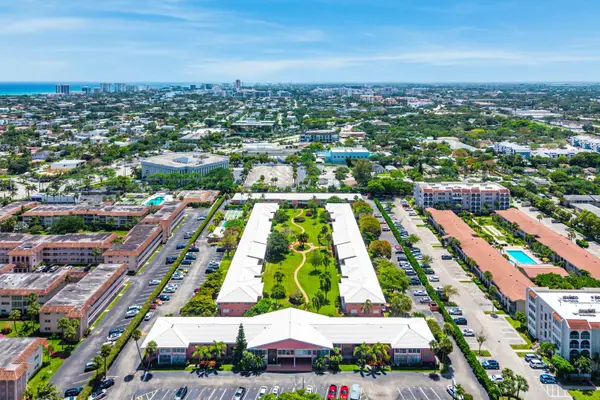 300 NE 20th Street #308, Boca Raton, FL 33431