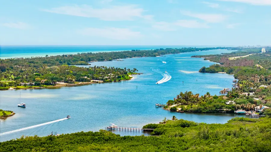 11765 SE Laurel Lane, Hobe Sound, FL 33455 - #2