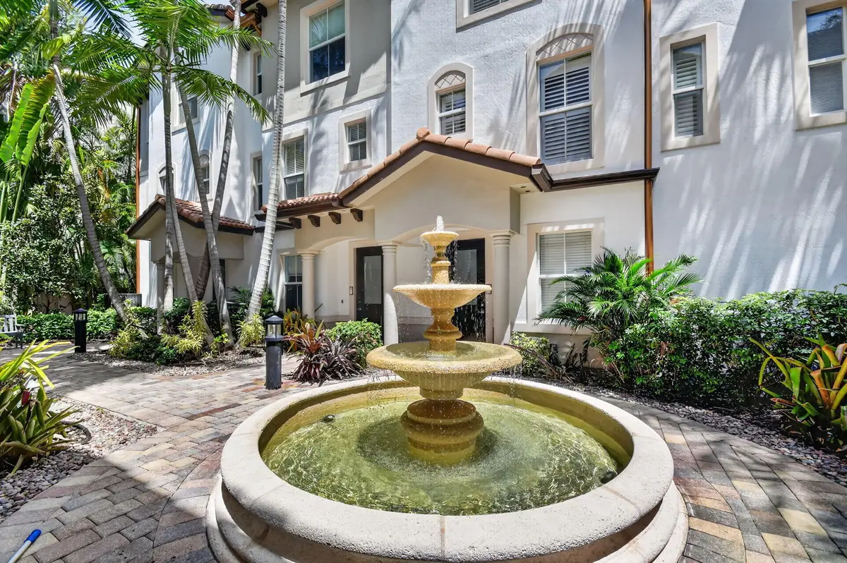 2686 N Federal Highway #24, Boynton Beach, FL 33435 - #1