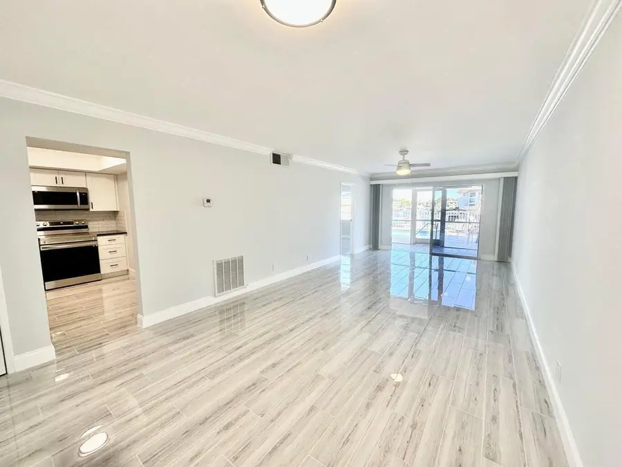 312 Northlake Drive #104, North Palm Beach, FL 33408 - #3