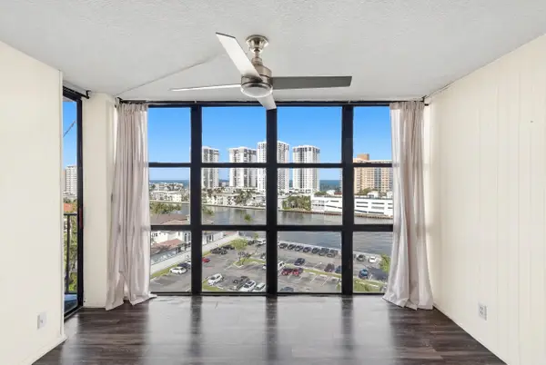 1000 Parkview Drive #1006, Hallandale Beach, FL 33009
