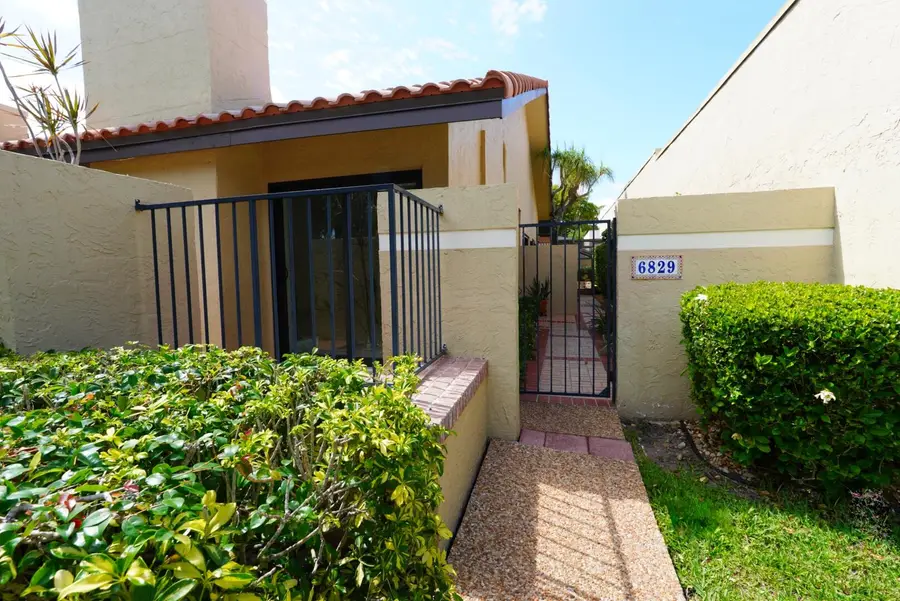 6829 Pradera Drive, Boca Raton, FL 33433 - #2