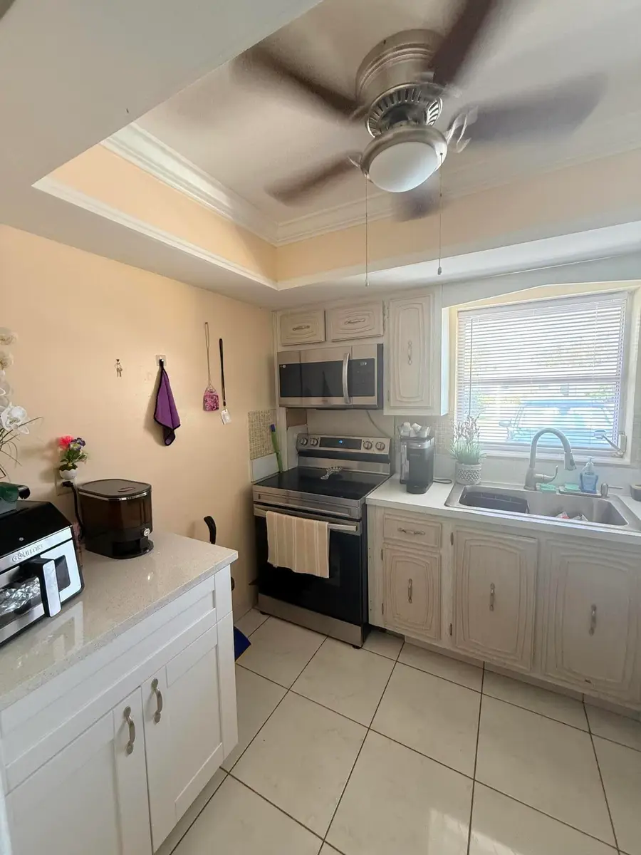2737 E Emory Dr Drive E #C, West Palm Beach, FL 33415 - #3