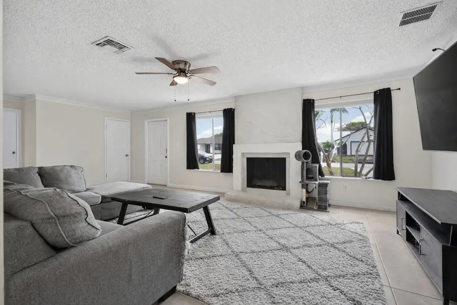 2289 SE Carnation Road, Port Saint Lucie, FL 34952 - #2