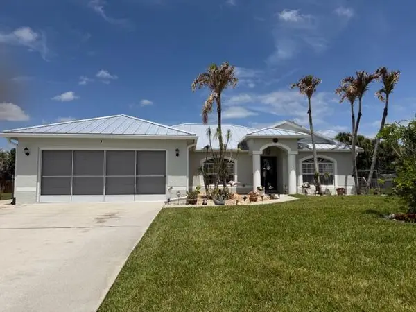 925 SW Worcester Lane Sw, Port St Lucie, FL 34953