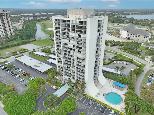 2400 Presidential Way #401, West Palm Beach, FL 33401