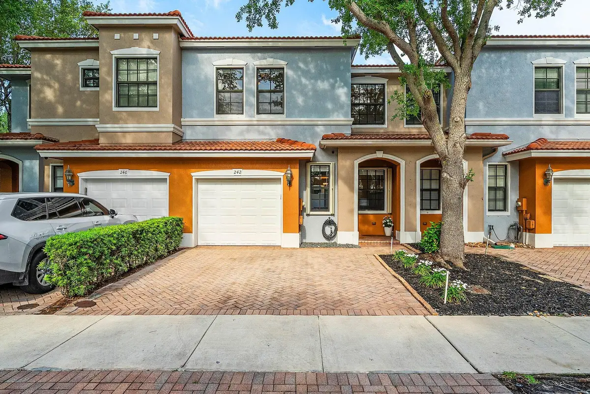 242 E Chrystie Circle, Delray Beach, FL 33484 - #1