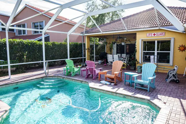 8058 Via Hacienda, Riviera Beach, FL 33418