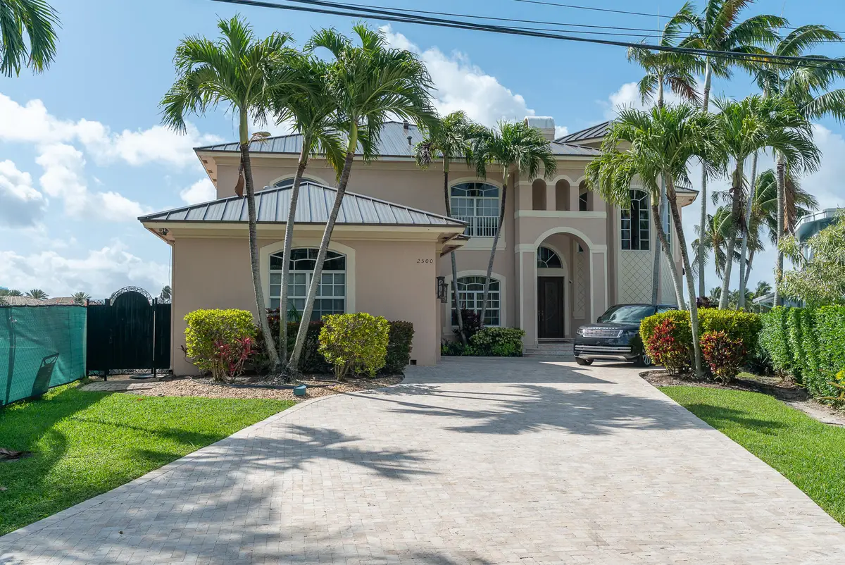 2500 SE 7th Drive, Pompano Beach, FL 33062 - #1