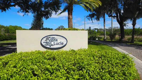 28 Lake Vista Trail #104, Port St Lucie, FL 34952