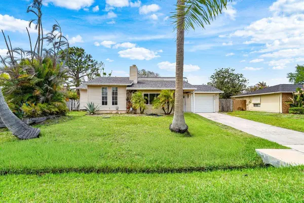 2599 SE Grand Drive, Port St Lucie, FL 34952