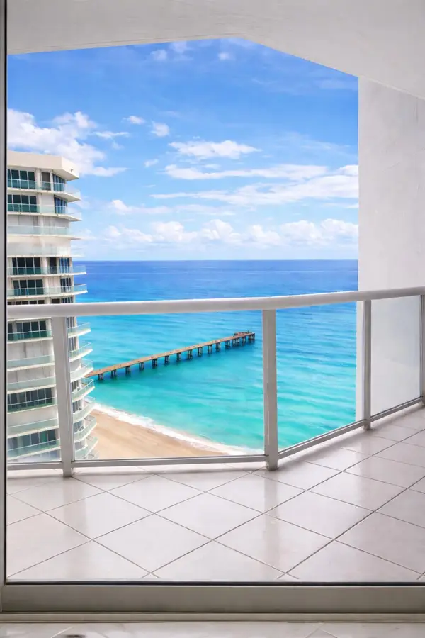 16425 Collins Avenue #2514, Sunny Isles Beach, FL 33160