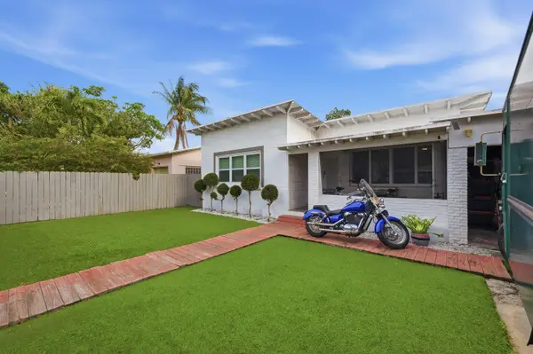 516 SW 15th Street #1-1, Fort Lauderdale, FL 33315