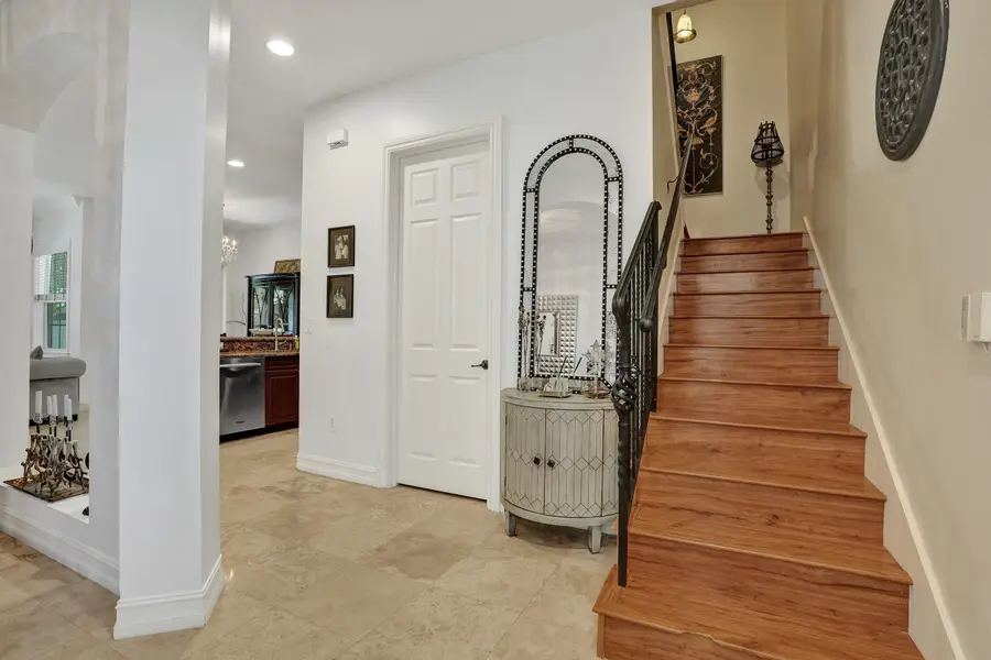 1127 N Victoria Park Road, Fort Lauderdale, FL 33304 - #3