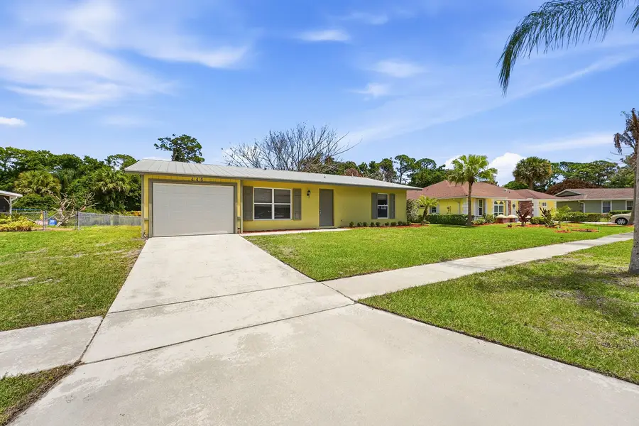 445 NE Armory Circle, Port Saint Lucie, FL 34983 - #3