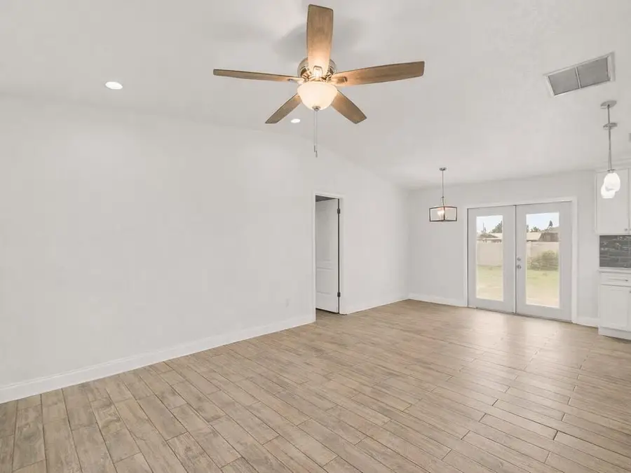 980 SW Connecticut Terrace, Port Saint Lucie, FL 34953 - #3