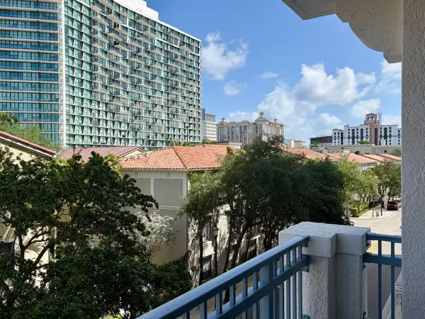 403 N Sapodilla Avenue #307, West Palm Beach, FL 33401