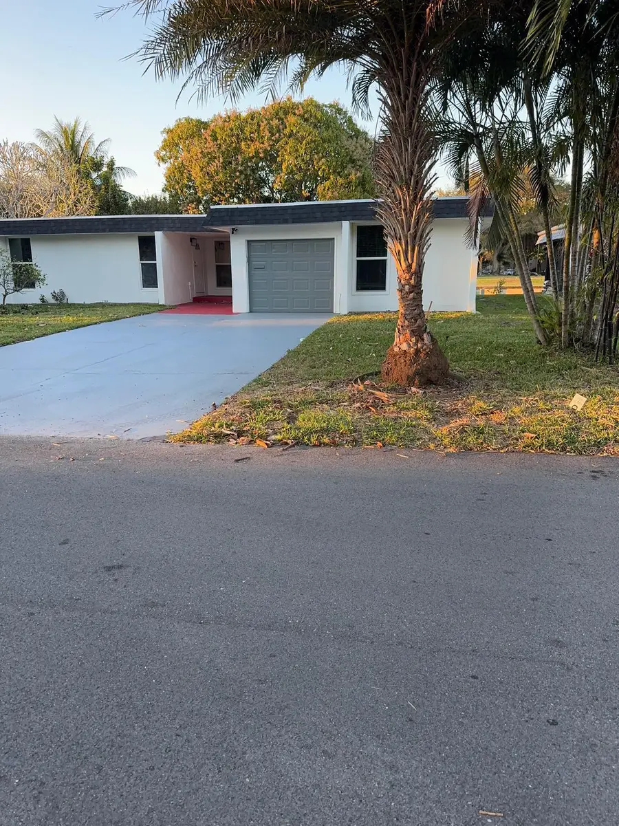 7007 NW 64th Street, Tamarac, FL 33321 - #2