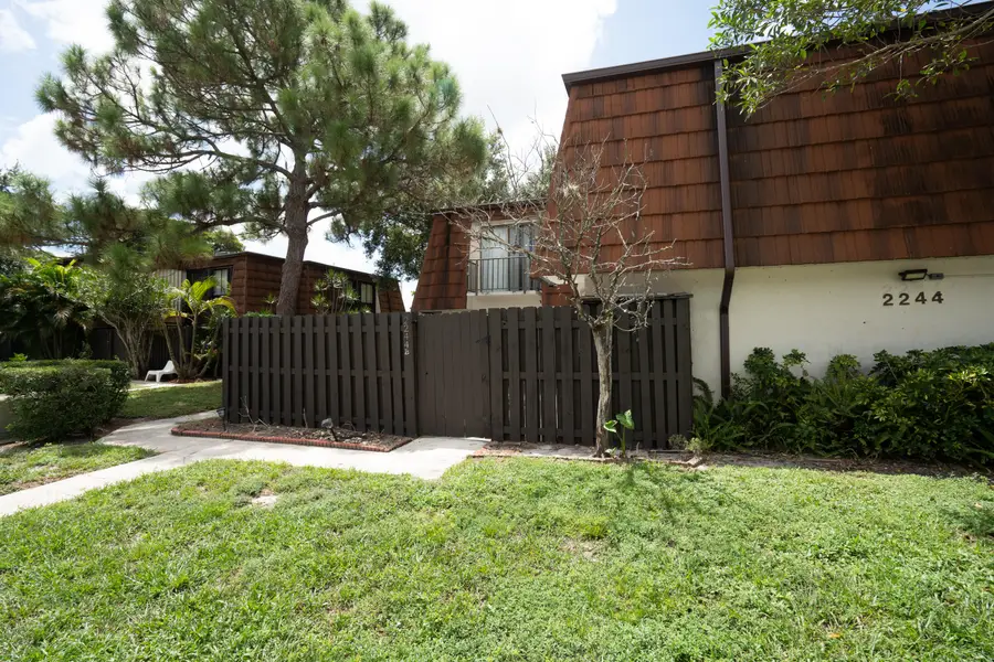 2244 White Pine Circle #B, Greenacres, FL 33415 - #2