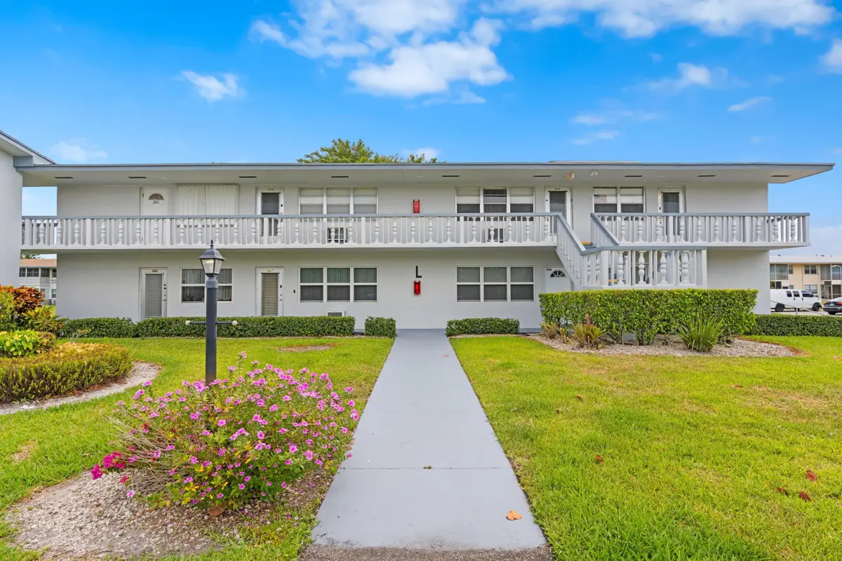 279 Coventry, West Palm Beach, FL 33417 - #1