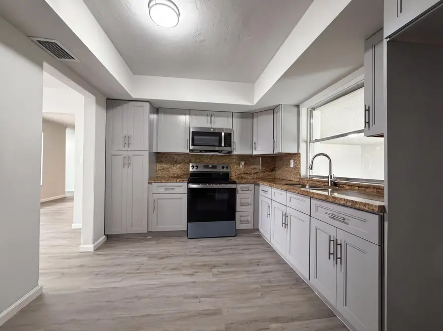 820 NW 78th Avenue, Pembroke Pines, FL 33024 - #2