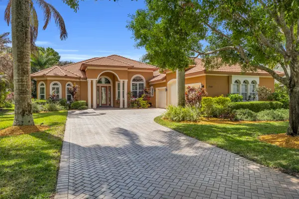 1541 SW Mockingbird Circle, Port St Lucie, FL 34986