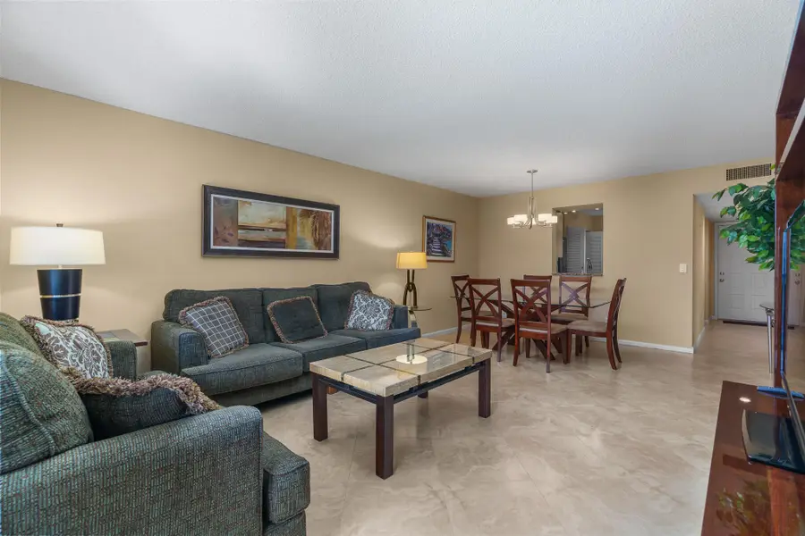 6515 Kensington Lane #201, Delray Beach, FL 33446 - #3