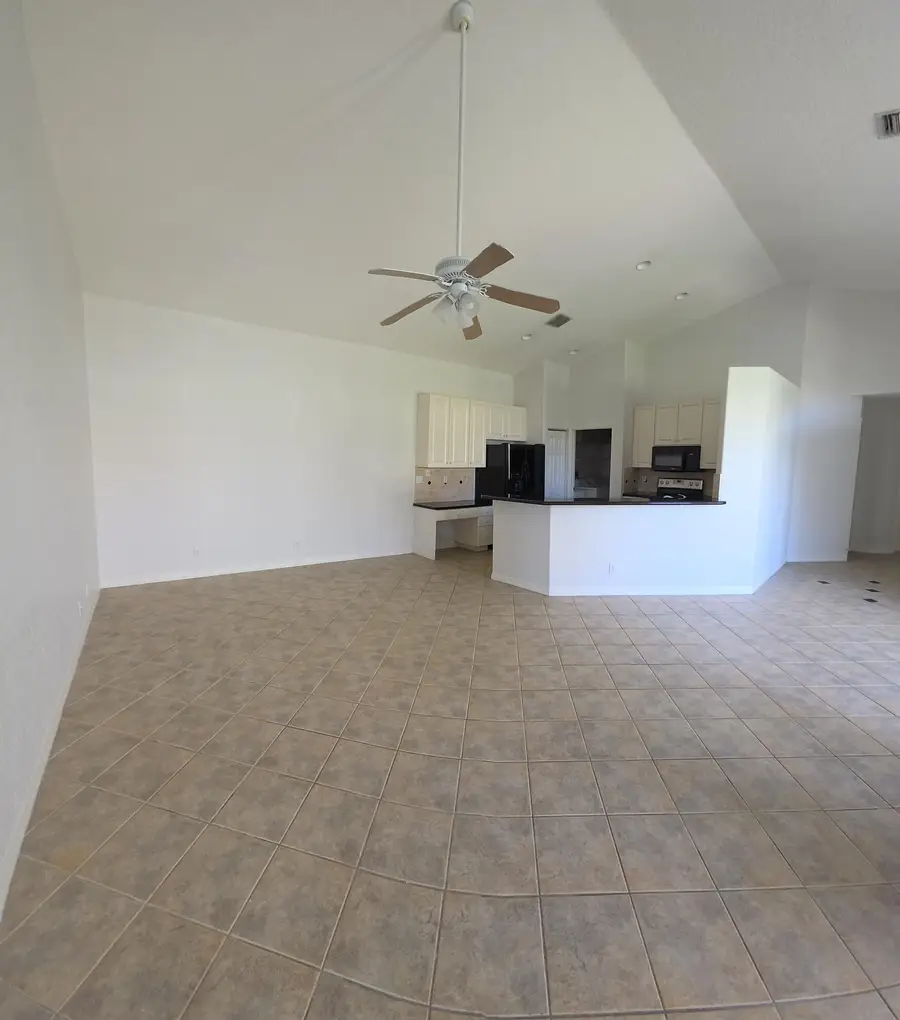 2400 Kemps Bay, West Palm Beach, FL 33411 - #2