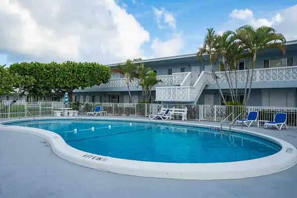 2170 NE 51st Court #A21, Fort Lauderdale, FL 33308