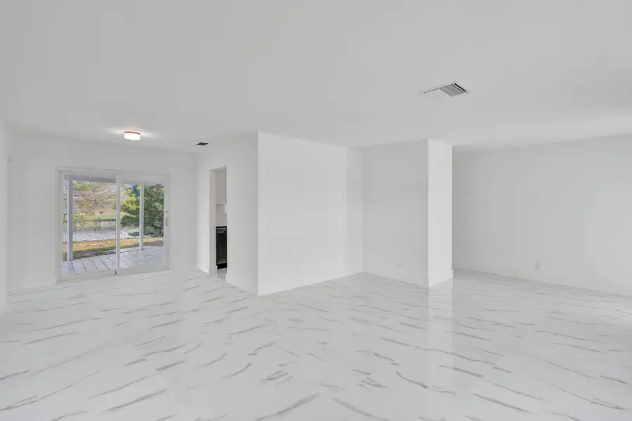 6606 NW 95th Avenue, Tamarac, FL 33321 - #3