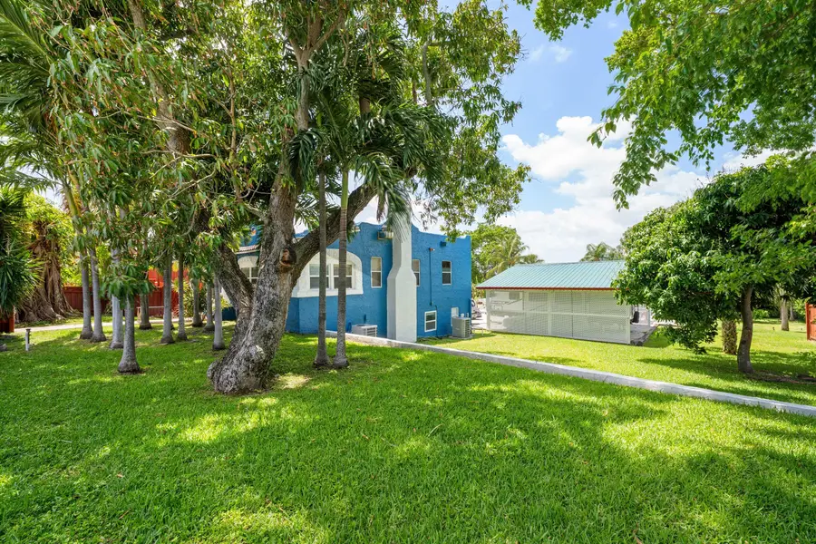909 N A Street, Lake Worth Beach, FL 33460 - #3