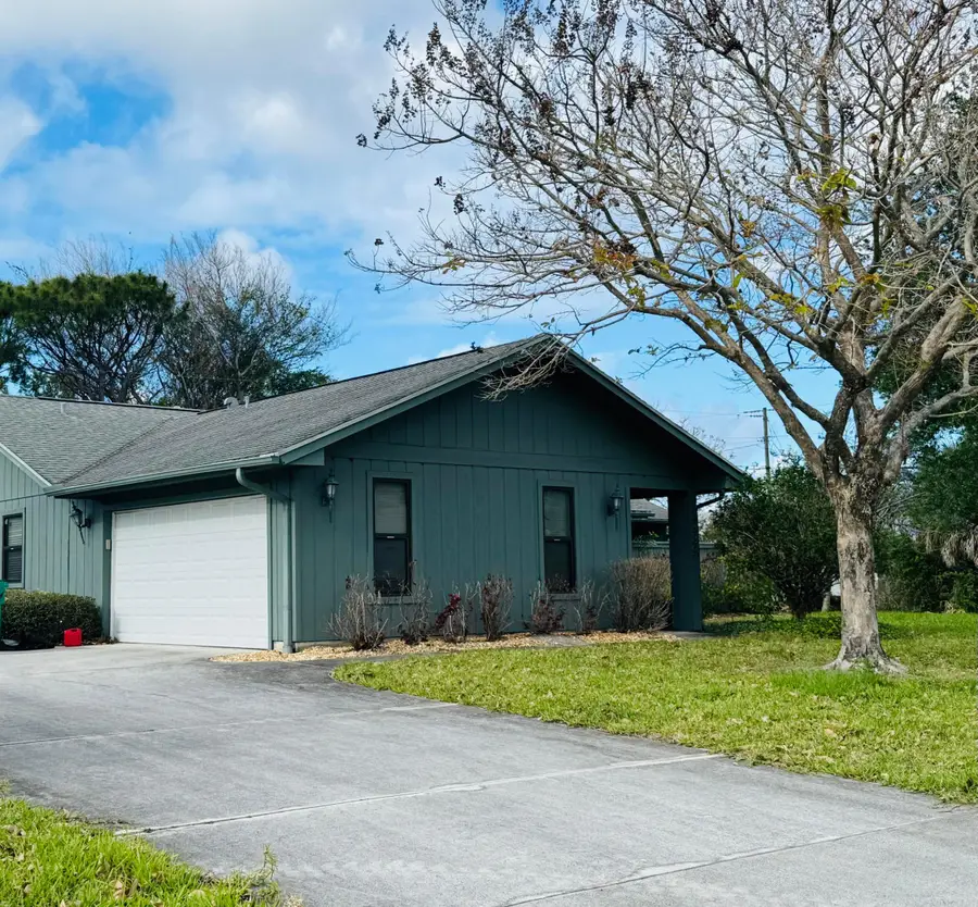 2289 SE Genoa Street, Port Saint Lucie, FL 34952 - #2