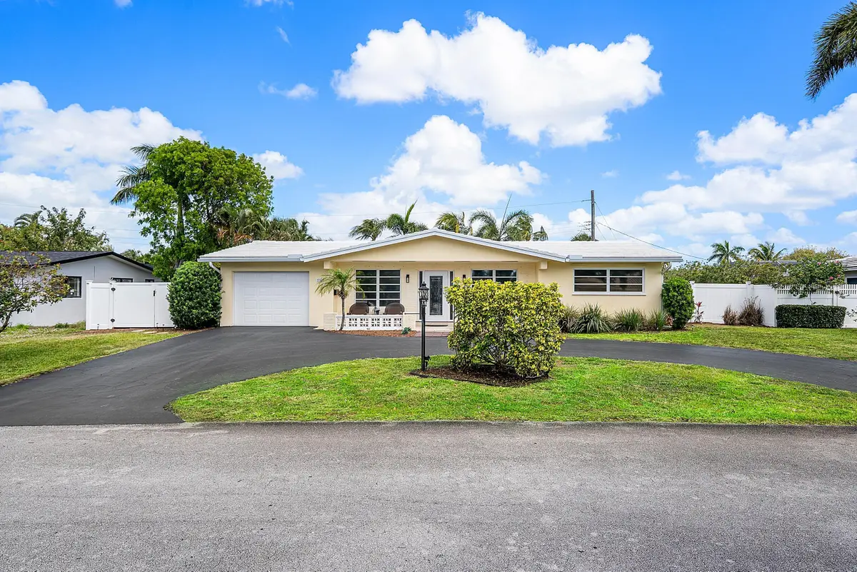 2741 NE 52nd Street, Lighthouse Point, FL 33064 - #1