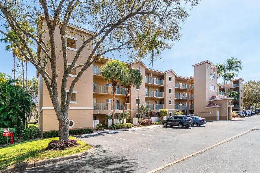 12540 Majesty Circle #401, Boynton Beach, FL 33437 - #2