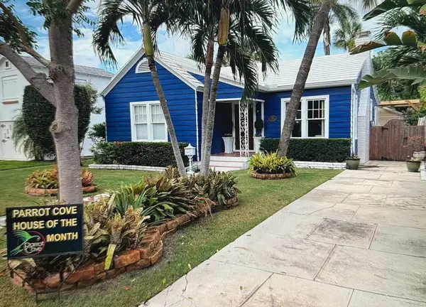 717 N Lakeside Drive, Lake Worth Beach, FL 33460
