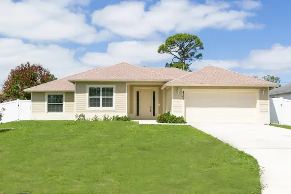 4266 SW Mcclellen Street, Port St Lucie, FL 34953