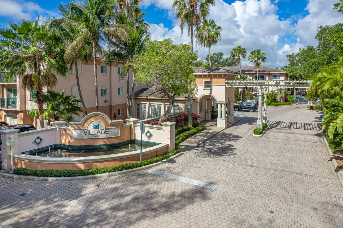 2009 SE 10th Avenue #309, Fort Lauderdale, FL 33316 - #1