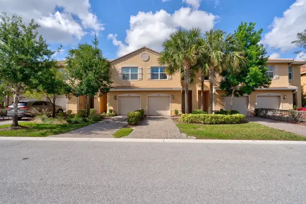 5919 Monterra Club Drive, Greenacres, FL 33463