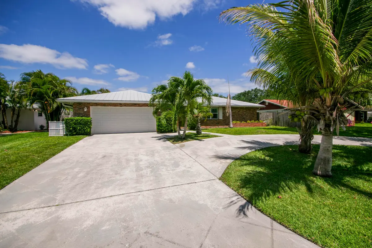 4359 Daffodil Circle N, Palm Beach Gardens, FL 33410 - #1